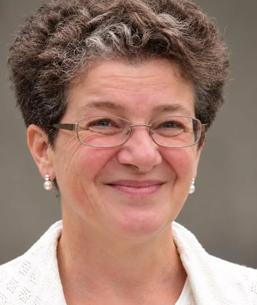 Dipl.-Ing. (FH) Ingrid Drexel, Architektin & Bausachverständige · Partnerin